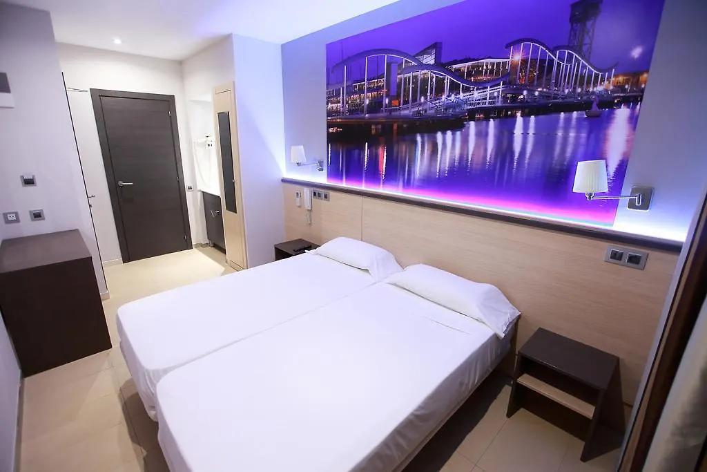 Hostal Las Flores Ramblas Barcelona Spain