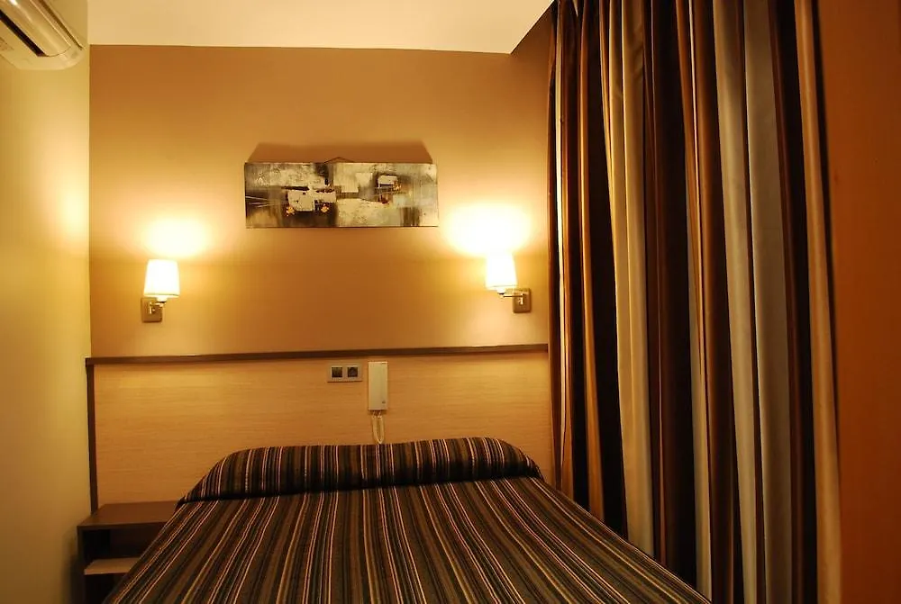 Hostal Las Flores Ramblas Barcelona Hiszpania
