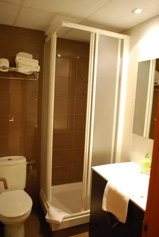 Hostal Las Flores Ramblas Barcelona Pensjonat